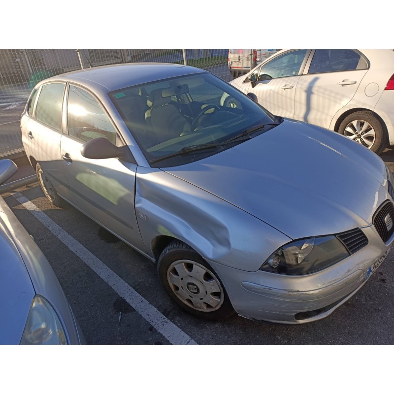 seat ibiza (6l1) del año 2003