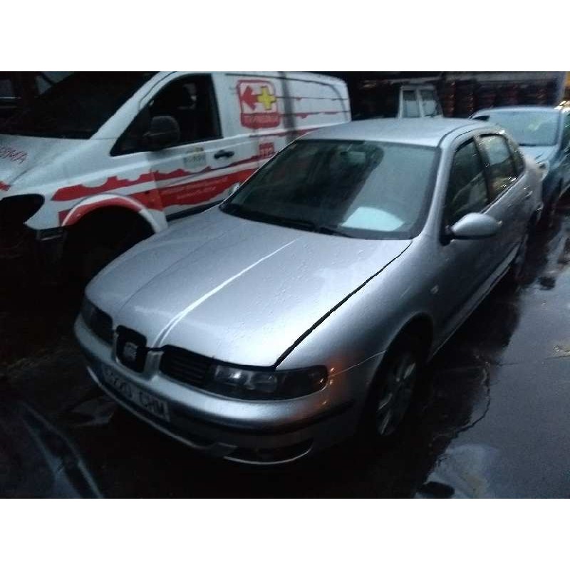 seat toledo (1m2) del año 2003