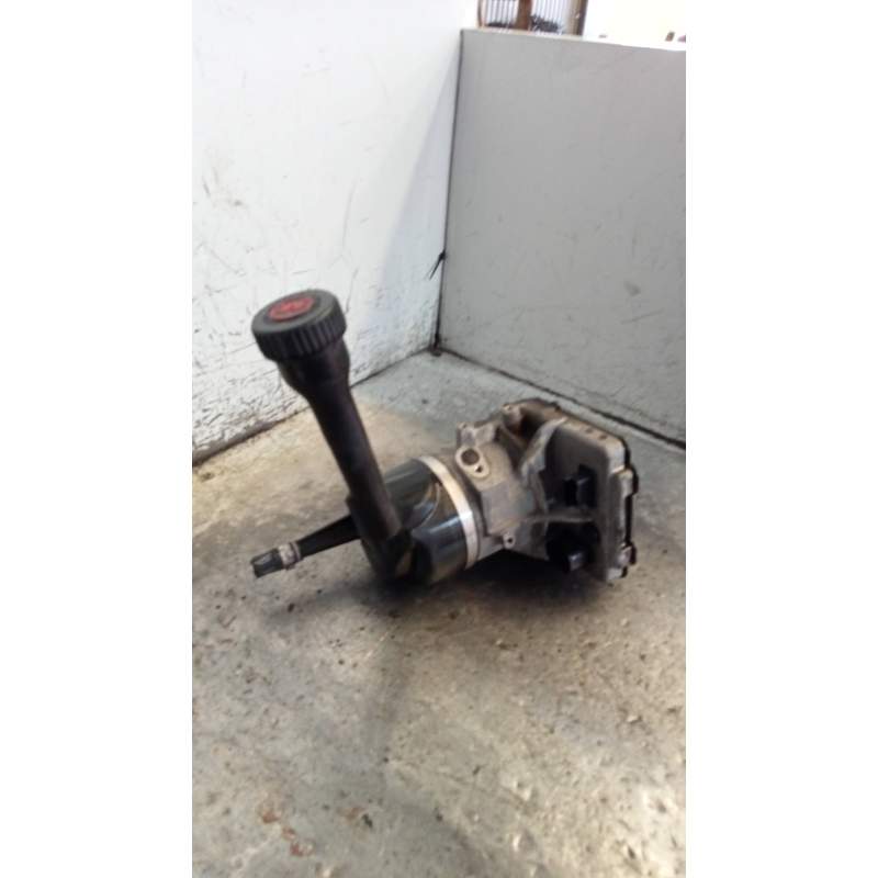 Recambio de bomba direccion para peugeot 308 confort referencia OEM IAM 9684979180 16HDI 2007