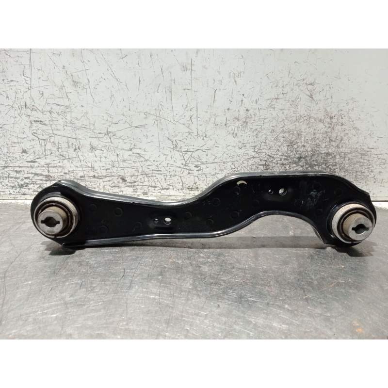 Recambio de brazo suspension superior trasero derecho para jaguar f-pace referencia OEM IAM HK835500AC  