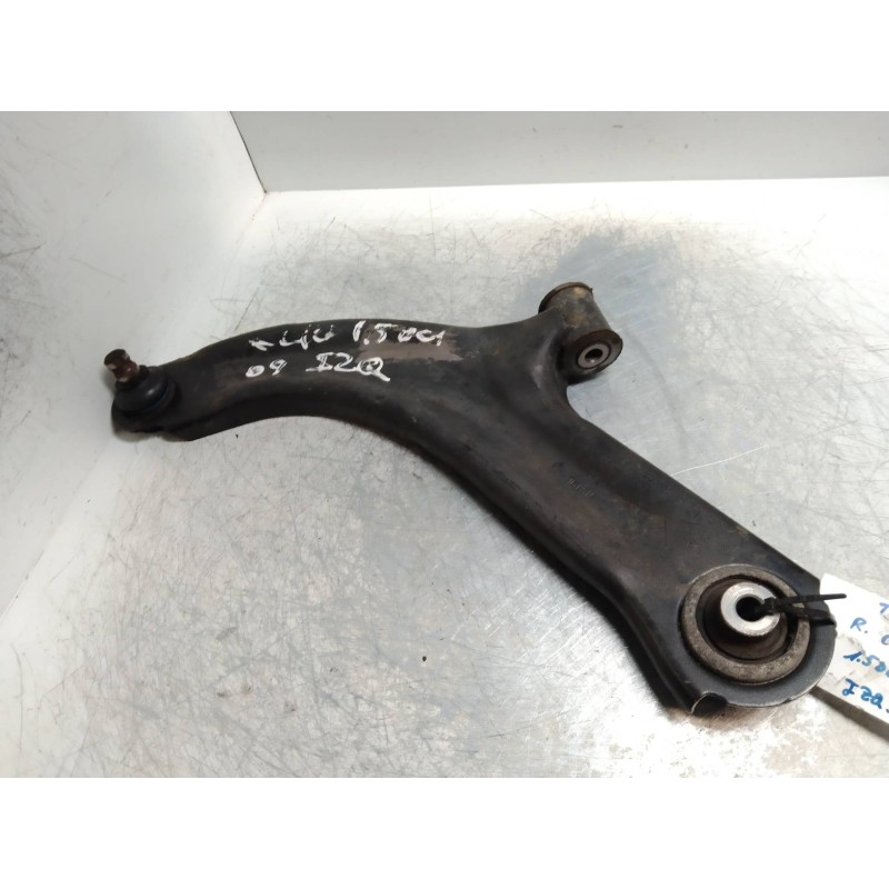 Recambio de brazo suspension inferior delantero izquierdo para renault clio iii 1.5 dci diesel referencia OEM IAM   