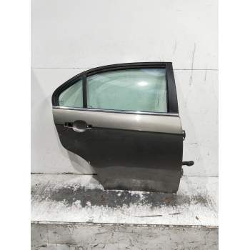 PUERTA TRASERA DERECHA 4P
