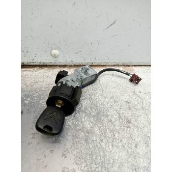CONMUTADOR DE ARRANQUE 9649781080 16HDI 2004