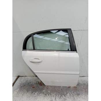PUERTA TRASERA DERECHA 4P 2003