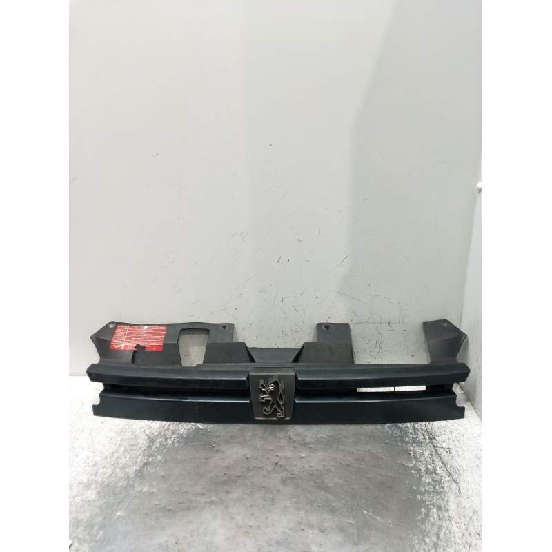 Recambio de rejilla delantera para peugeot 306 hatchback (7a, 7c, n3, n5) 1.9 dt referencia OEM IAM   1993