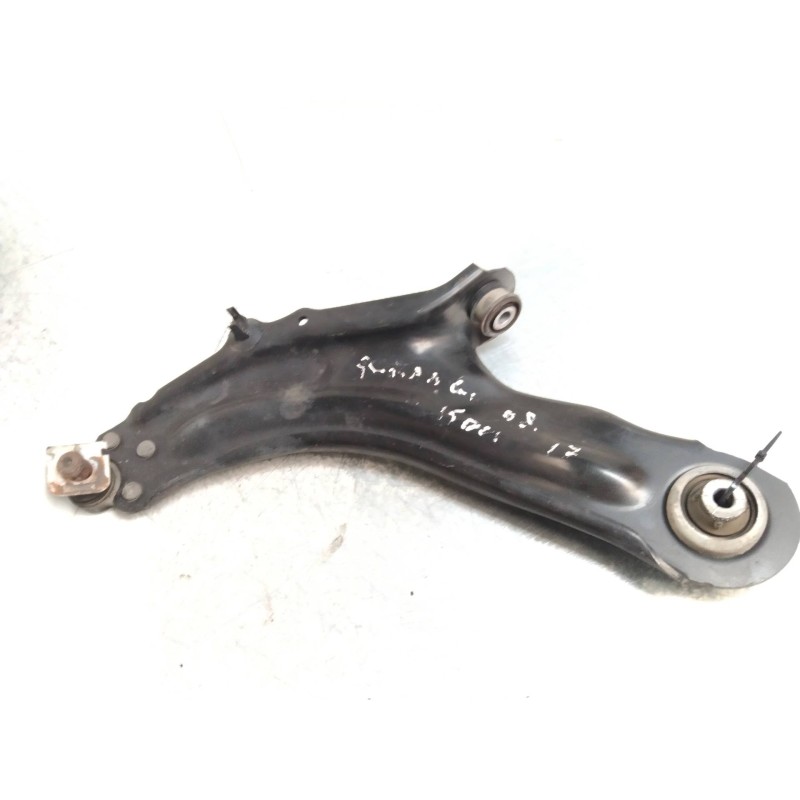 Recambio de brazo suspension inferior delantero izquierdo para renault kangoo 1.5 dci diesel referencia OEM IAM   