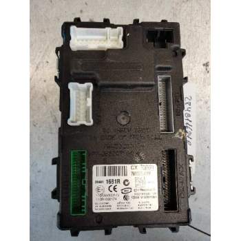CAJA RELES / FUSIBLES S122736038B1 284B11681R 
