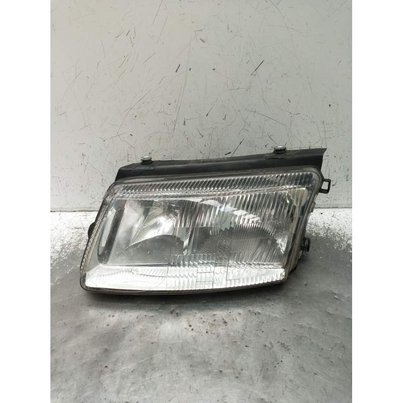 Recambio de faro izquierdo para volkswagen passat b3/b4 (3a2, 35i) 1.9 tdi referencia OEM IAM   1997