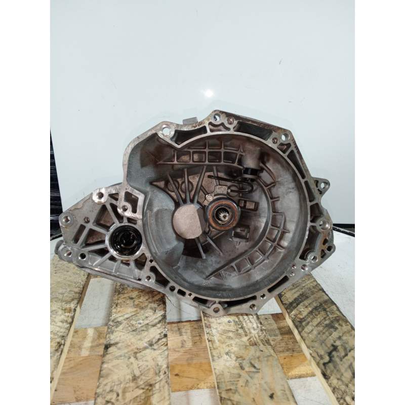 Recambio de caja cambios para opel astra gtc navi referencia OEM IAM C394 A08438436T4 5V
