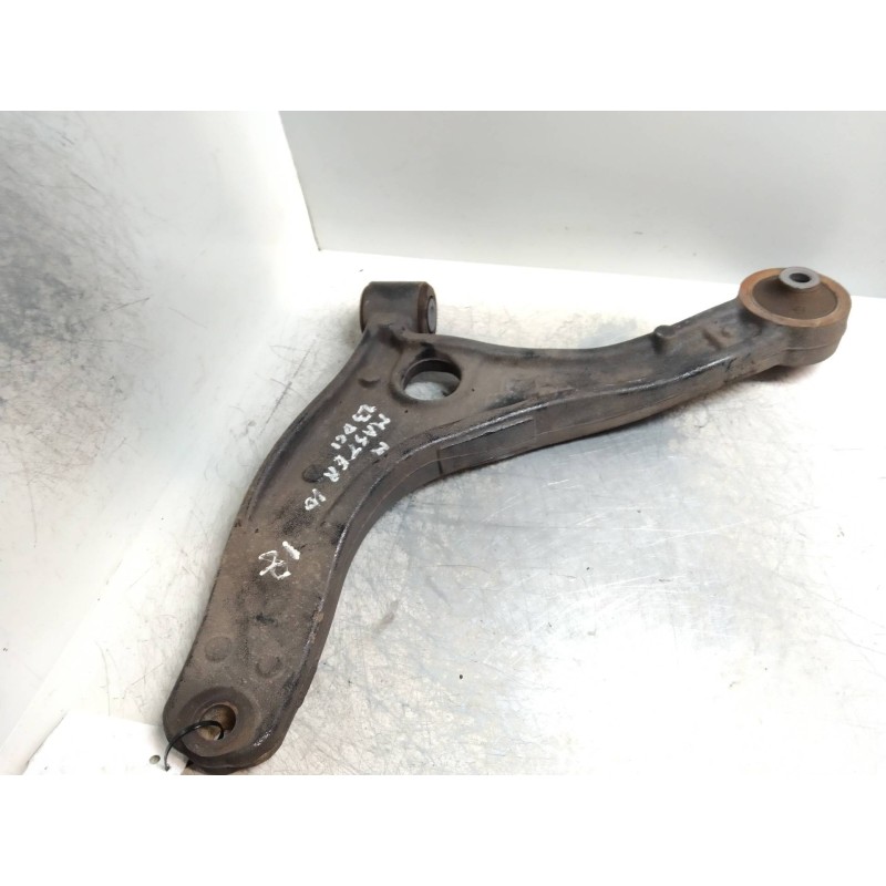 Recambio de brazo suspension inferior delantero izquierdo para renault master kasten l3h3 gka 3,5t referencia OEM IAM   