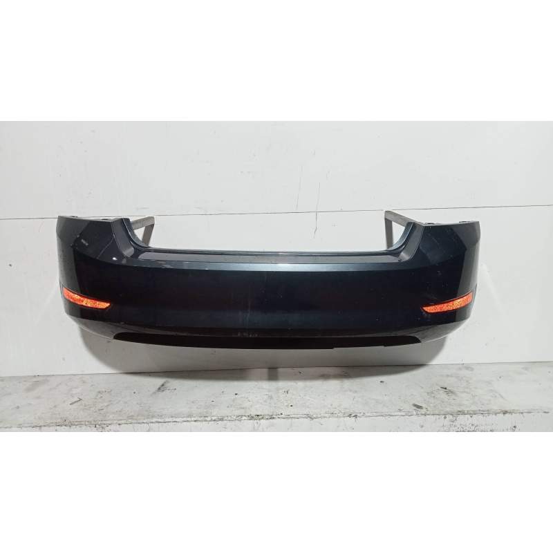 Recambio de paragolpes trasero para skoda fabia 1.0 tsi referencia OEM IAM   