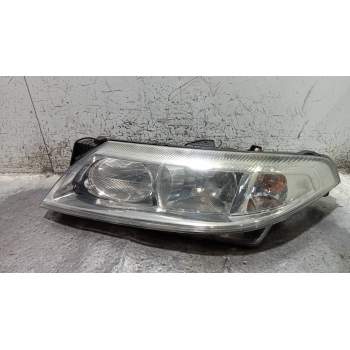 FARO IZQUIERDO 8200002845 89004687 2002