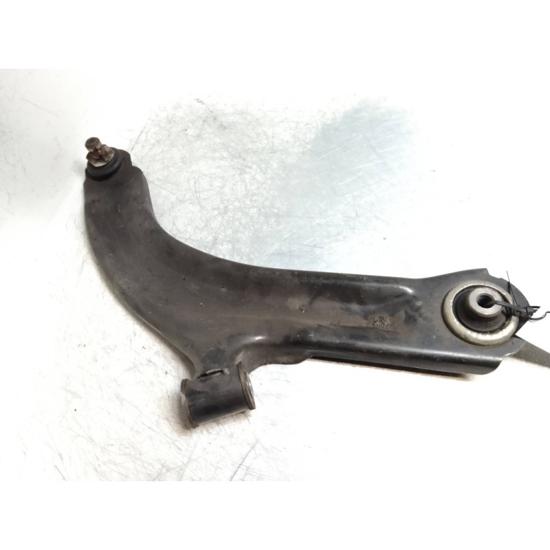 Recambio de brazo suspension inferior delantero derecho para renault modus dynamique referencia OEM IAM   