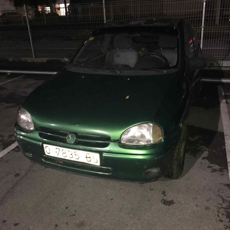 opel corsa b del año 1996