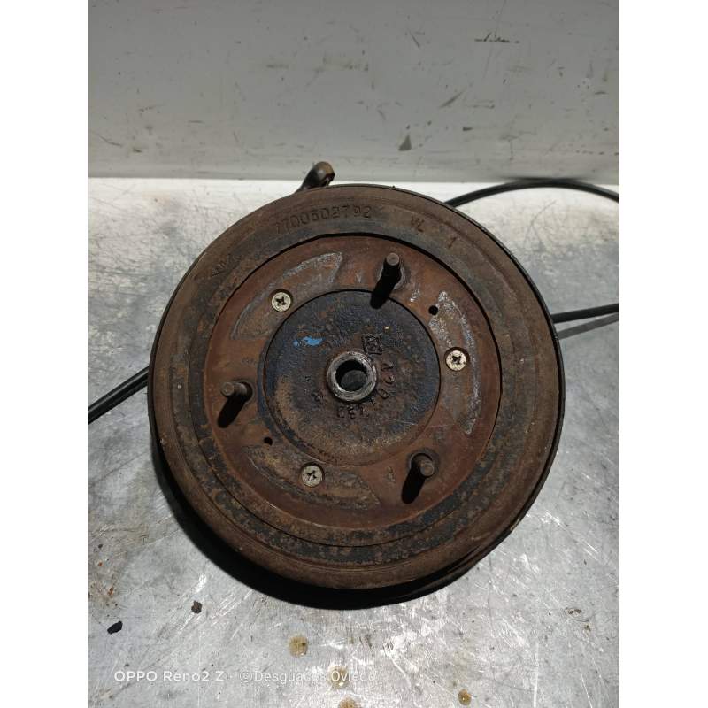 Recambio de mangueta delantera derecha para renault 4 berlina/familiar/furgoneta 0.9 referencia OEM IAM   