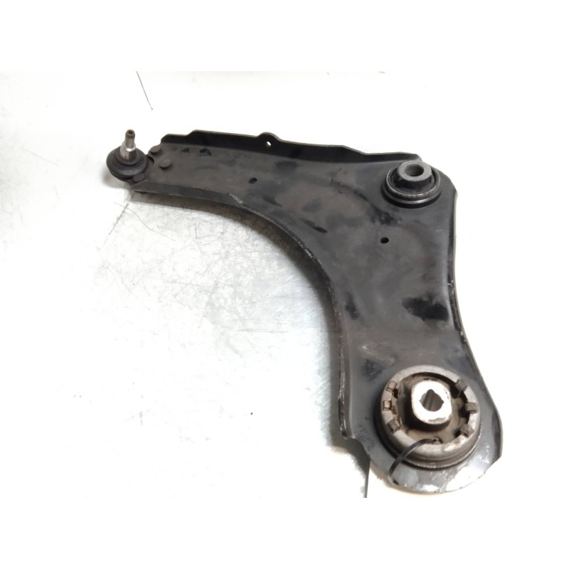 Recambio de brazo suspension inferior delantero izquierdo para renault scenic iii dynamique referencia OEM IAM   