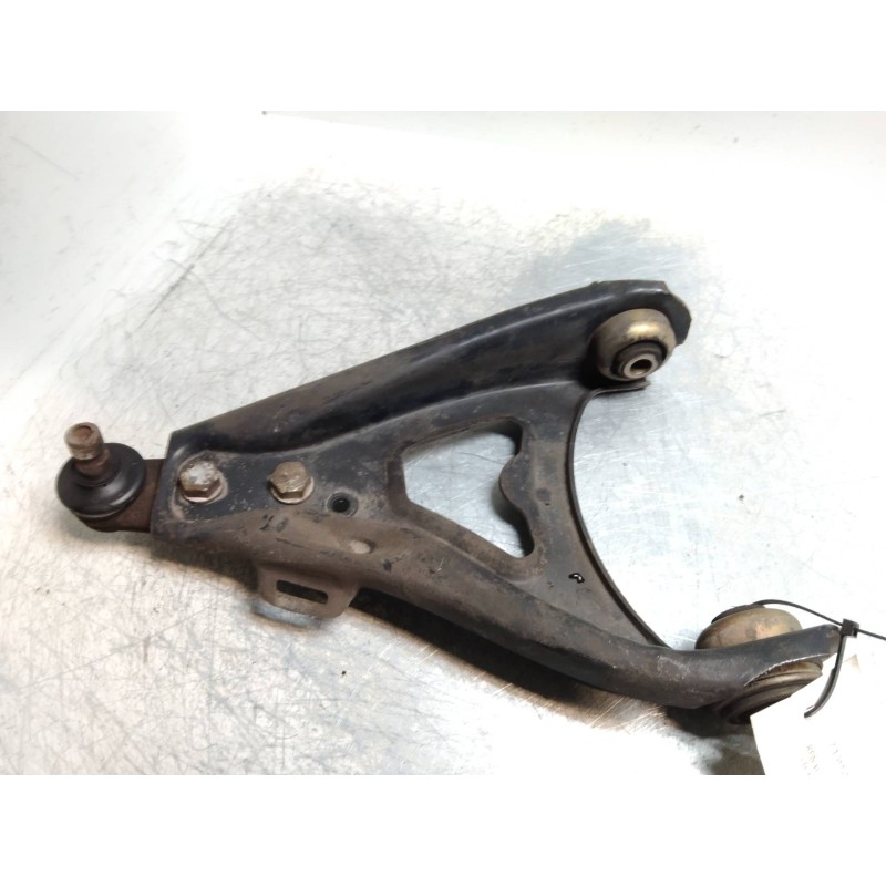 Recambio de brazo suspension inferior delantero izquierdo para renault megane i scenic (ja0) 1.9 turbodiesel referencia OEM IAM 