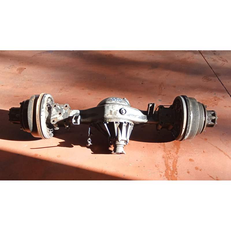 Recambio de puente trasero para isuzu nkr77 nkr 85e2 referencia OEM IAM TAMBOR 30TDI 2007