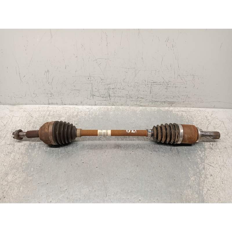 Recambio de transmision delantera izquierda para renault clio iii 1.2 16v referencia OEM IAM 8200341698 12G 2005