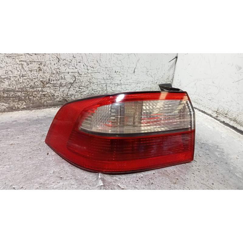 Recambio de piloto trasero izquierdo para renault laguna ii (bg0) dynamique referencia OEM IAM   2002
