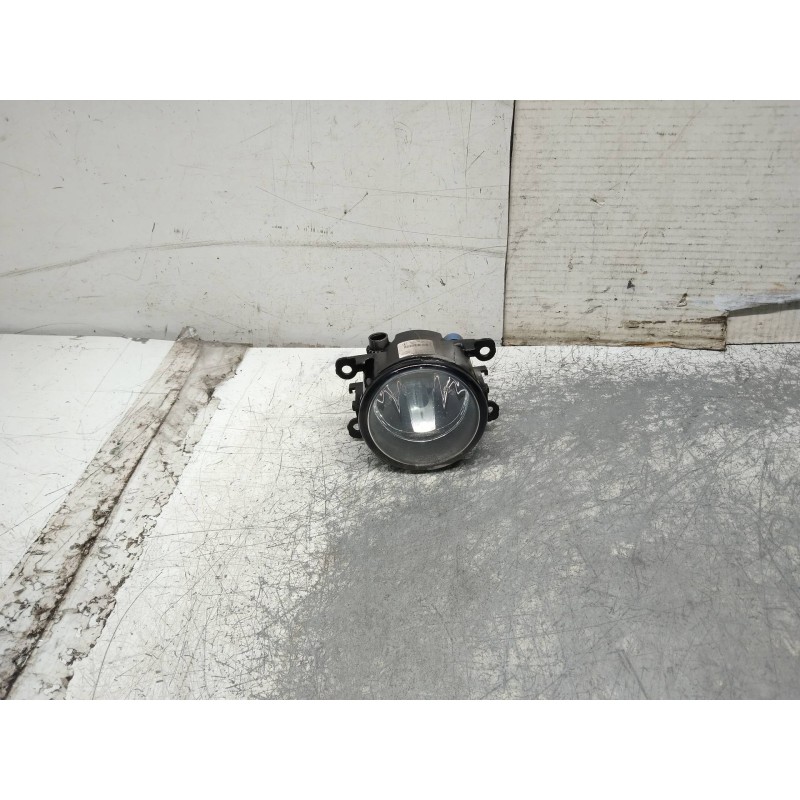 Recambio de faro antiniebla derecho para renault scenic ii expression referencia OEM IAM 8200074008 89202502 