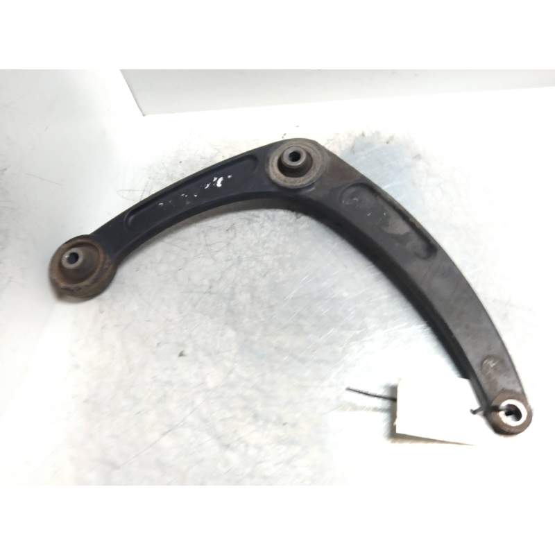 Recambio de brazo suspension inferior delantero izquierdo para peugeot 307 (s1) xr clim plus referencia OEM IAM  14G 2005