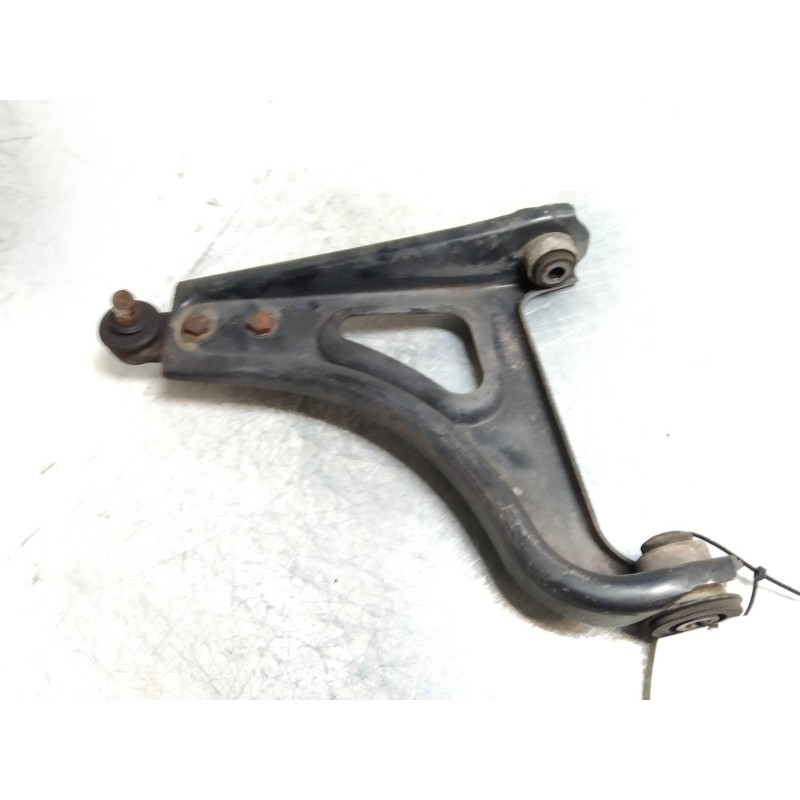 Recambio de brazo suspension inferior delantero izquierdo para renault twingo (co6) 1.3 cat referencia OEM IAM   