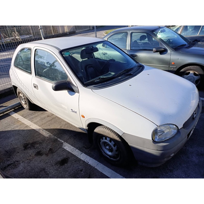 opel corsa b del año 1997