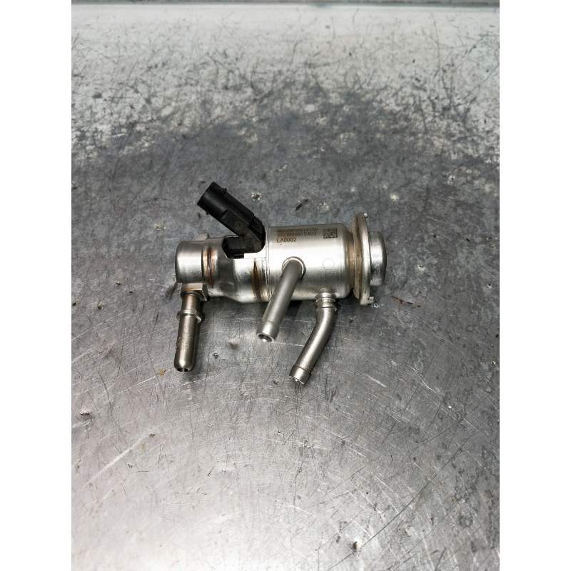 Recambio de inyector para mercedes-benz clase b (w247) b 200 d referencia OEM IAM A0004904000 A2C15419600 INYECTOR ADBLUE