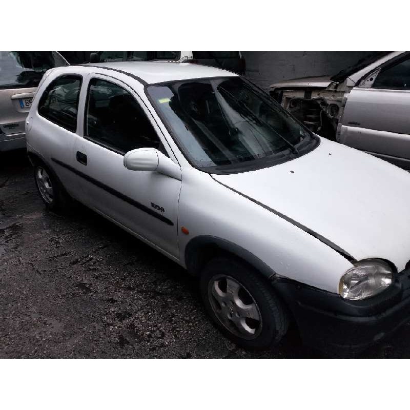 opel corsa b del año 1999