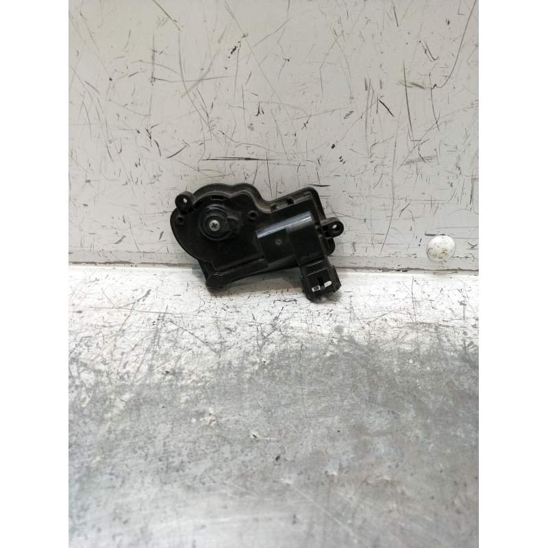 Recambio de motor apertura trampillas climatizador para nissan leaf (ze1) electric referencia OEM IAM   