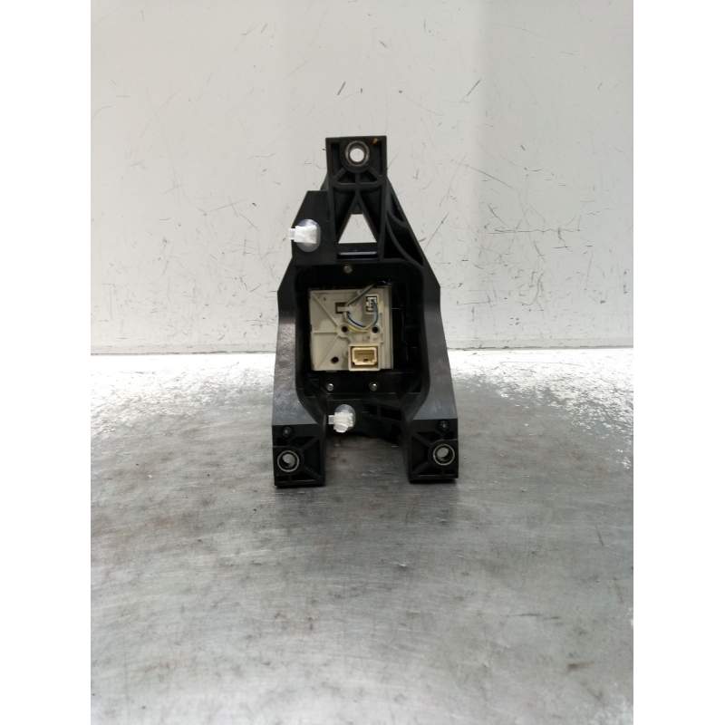 Recambio de pomo palanca cambio para nissan leaf (ze1) electric referencia OEM IAM 75G106  