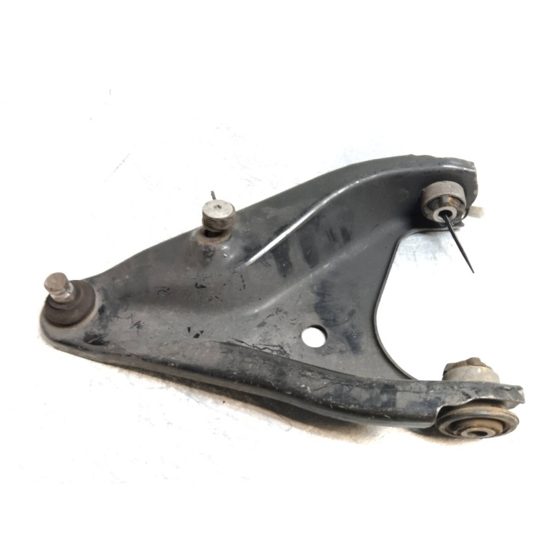 Recambio de brazo suspension inferior delantero derecho para dacia sandero 1.6 cat referencia OEM IAM   