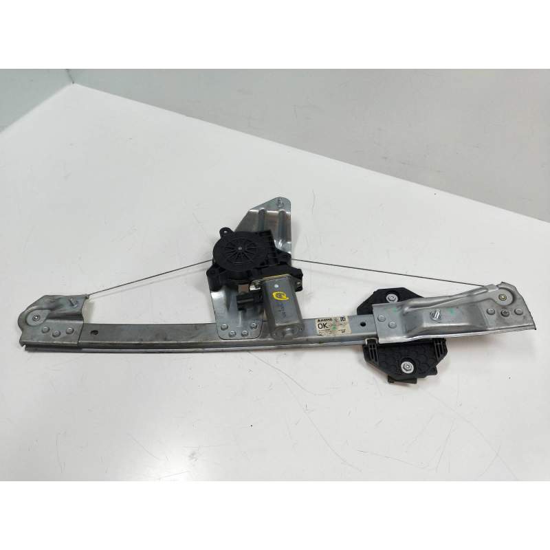 Recambio de elevalunas delantero derecho para dacia sandero 0.9 tce cat referencia OEM IAM   5P