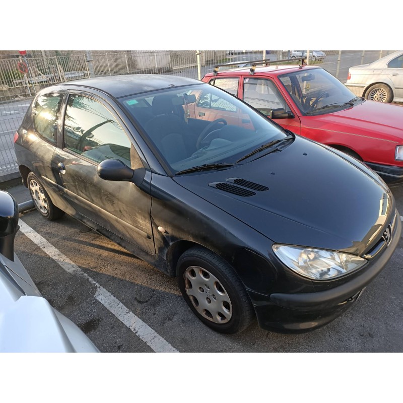 peugeot 206 berlina del año 2004