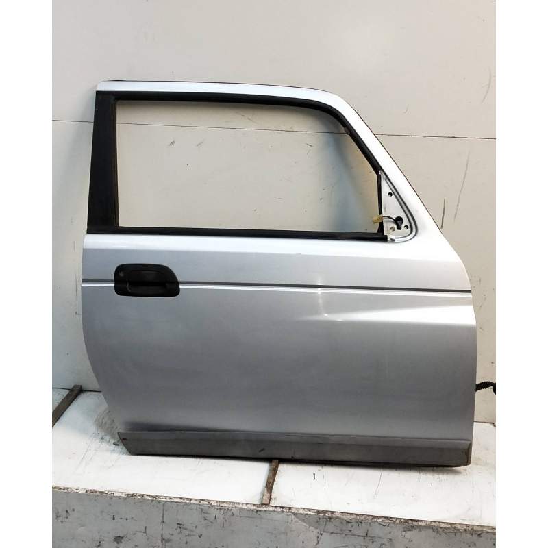 Recambio de puerta delantera derecha para ssangyong korando 2.9 tdi referencia OEM IAM   3P