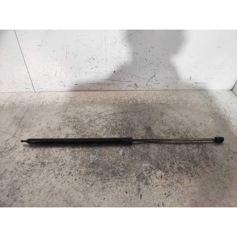 Recambio de amortiguadores capo para renault megane iii berlina 5 p business referencia OEM IAM 654710003R  2012