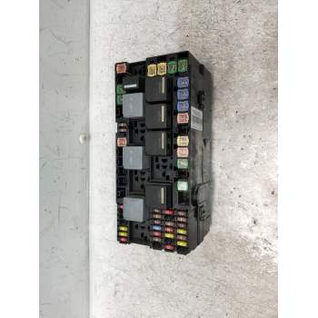 CAJA RELES / FUSIBLES BK3T14401BKC 