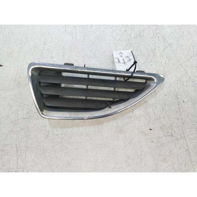 Recambio de rejilla delantera para renault megane i classic (la0) referencia OEM IAM  IZQUIERDA 1999