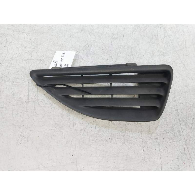 Recambio de rejilla delantera para renault megane i berlina hatchback (ba0) 1.9 diesel referencia OEM IAM  DERECHA 1999