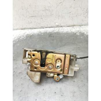 MOTOR CIERRE CENTRALIZADO DELANTERO DERECHO 5P 1999