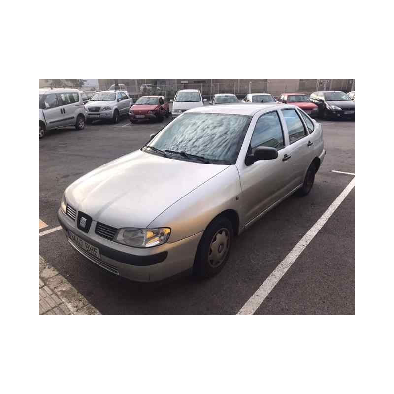 seat cordoba berlina (6k2) del año 2001