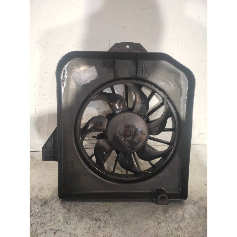 Recambio de electroventilador para chrysler voyager (rg) 3.3 lx grand voyager referencia OEM IAM 2326503802  