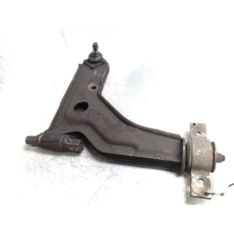 Recambio de brazo suspension inferior delantero derecho para saab 9000 cs 2.3 cat referencia OEM IAM   